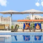 Jupiter - Rooftop & Hotel 4*