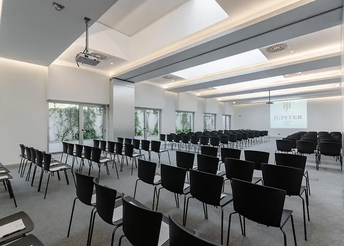 Jupiter - Rooftop & Лиссабон