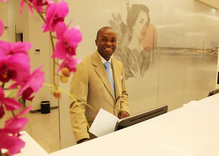 Jupiter - Rooftop & ホテル 4*