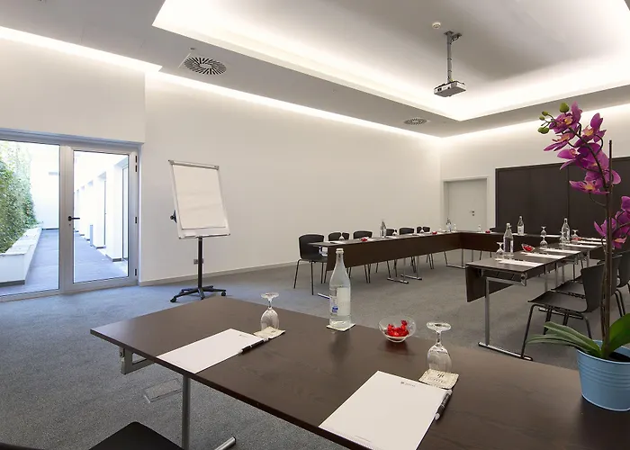 Отель Jupiter - Rooftop & Лиссабон