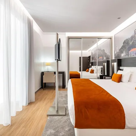 Hotel Jupiter - Rooftop & 4*