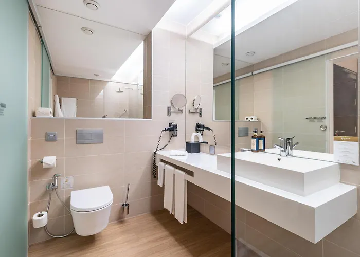 Jupiter - Rooftop & Hotel Lissabon