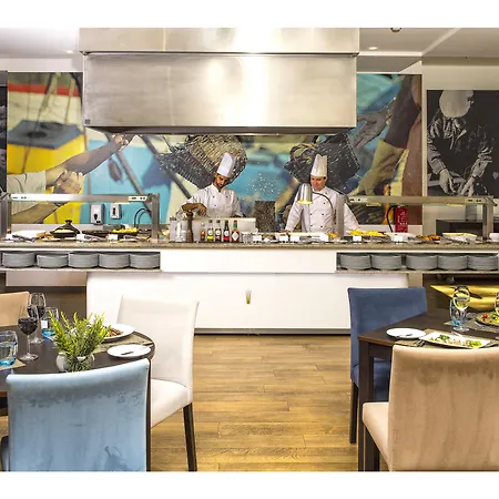 Jupiter - Rooftop & Hotel Lissabon